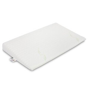 Perna antireflux plan inclinat pentru carucior cu Aloe Vera Nativo Dreams 38x60 cm